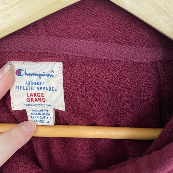 𝅺champion Logo Burgundy Colour Hoodie, Great Condition - Picture 5 of 6